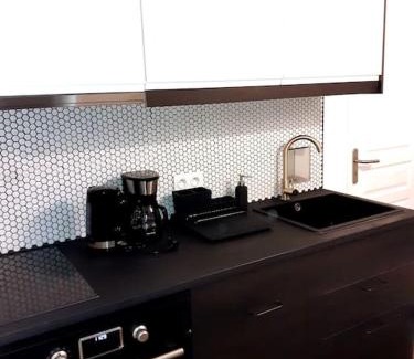 Bordeaux City Centre Apartment | Studio atypique neuf Tourny hyper centre Bordeaux