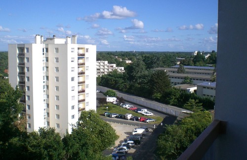 Gradignan Apartment | Studio Avec Balcon et Place de Parking 291