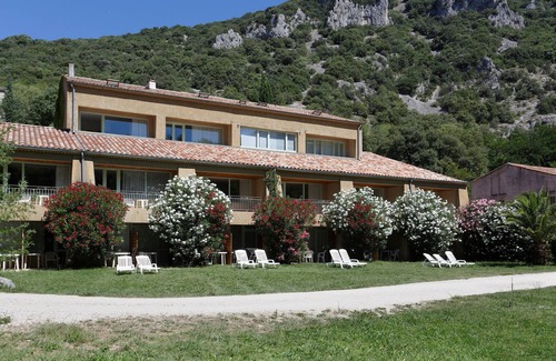 Vallon-Pont-d'Arc Apartment | Studio avec Terrasse ! Ia Vue sur l'Ardèche
