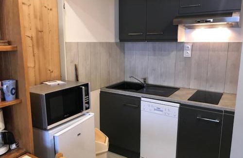 Val Claret Apartment | Studio avec vue montagne et lac à Tignes, balcon, cuisine équipée, TV - FR-1-449-41