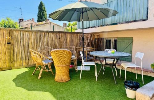 Cogolin Apartment | Studio Beausoleil Cosy Terrace