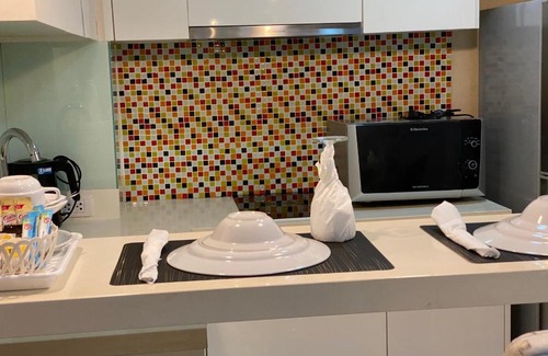 Nana Apartment | Studio Bedroom with Kitchen