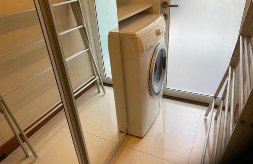 Nana Apartment | Studio Bedroom with Kitchen