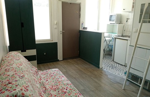 Pantin Apartment | Studio by Paris metro