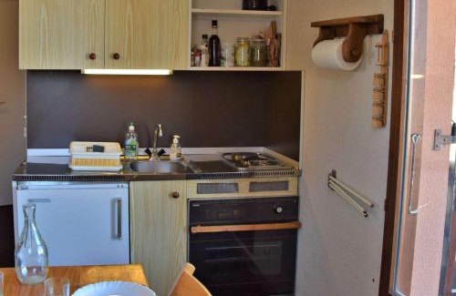 Risoul Apartment | Studio Cabine à Risoul 1850 - Calme, Parking Gratuit, Animaux Bienvenus - FR-1-330-505