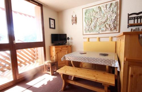 Vallandry Apartment | Studio cabine 4 pers à Vallandry, proche pistes et commerces - FR-1-411-268