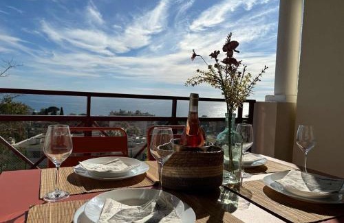 La Croix des Gardes Apartment | Studio cabine calme avec vue mer, piscine et parking, Cannes - FR-1-609-97