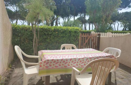 Argeles Plage Apartment | Studio cabine cosy avec terrasse et accès direct plage, Argelès-sur-Mer - FR-1-225-595