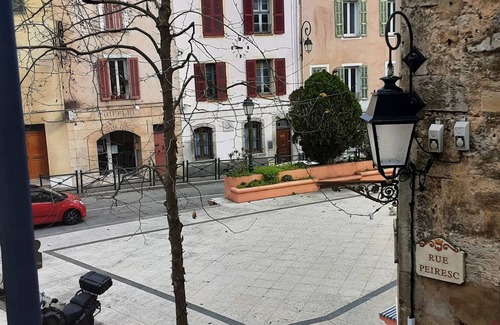 Belgentier Apartment | Studio center village Belgentier