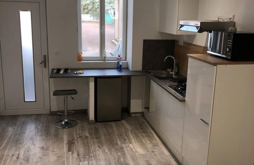 Montceau-les-Mines Apartment | Studio Centre Ville