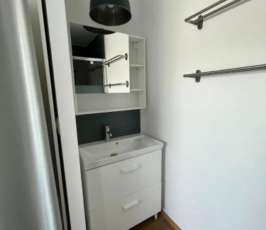 Boue Apartment | Studio Centre Bourg