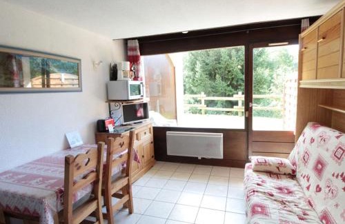 Les Carroz-d'Araches Apartment | Studio charmant 4 pers, centre village, proche pistes et commerces - FR-1-572-122