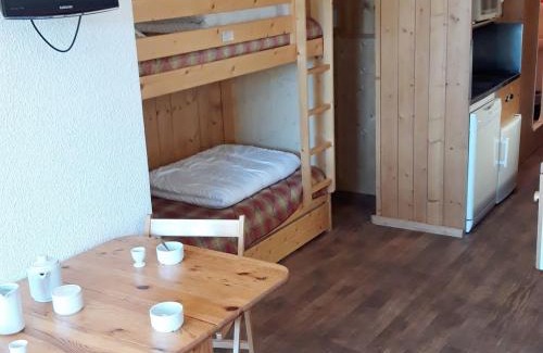 Arc-1800 Apartment | Studio Charvet 4 Pers, Balcon, Pied des Pistes, Parking, Ascenseur - FR-1-346-471
