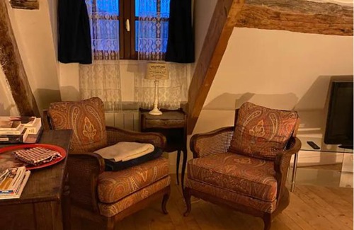 Fiquefleur-Equainville Bed & Breakfast | STUDIO CHAUMIERE sur un domaine de 10 hectares