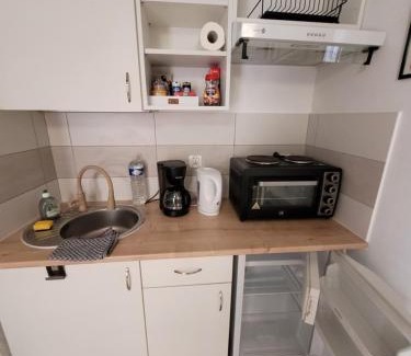 Cabasse Apartment | Studio Chez Gregoire w Prowansji