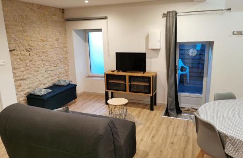 Buxerolles Apartment | Studio Climatisé 38m2 Poitiers proche Futuroscope