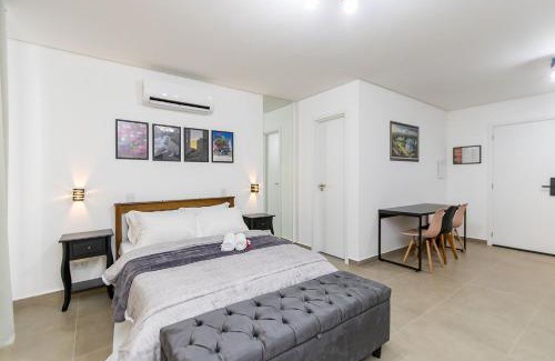 Cristo Rei Apartment | Studio Completo com Cama Auxiliar e Vaga - EIX0808