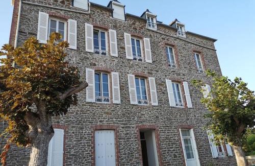 Lancieux Apartment | Studio cosy au bord de mer