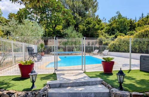 Roquevaire House | Studio cosy avec brasero, pour un séjour détente