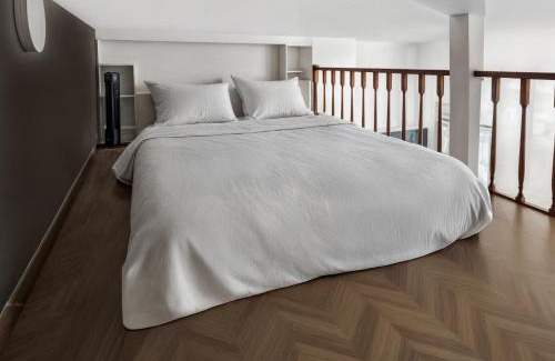 Petit-Ivry Apartment | Studio cosy avec mezzanine, proche métro à Ivry