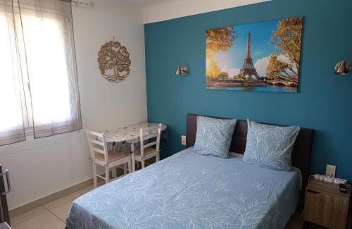 Saint-Assiscle House | Studio cosy, tout équipé, WI-FI