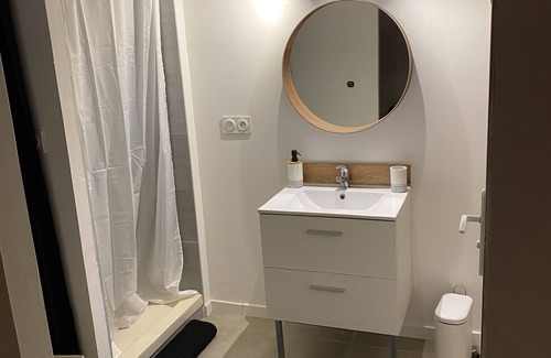 Vergeze Apartment | Studio d Inès