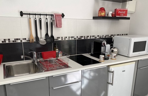 Pourcieux Apartment | Studio Dans Jardin Privatif au Cœur du var