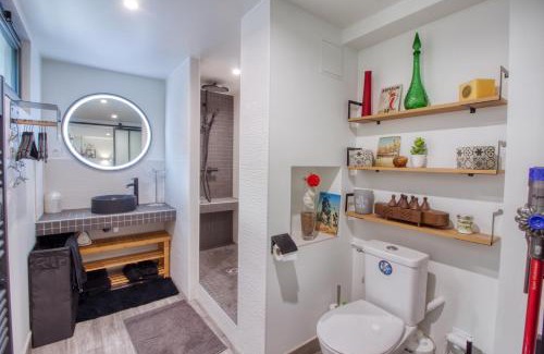 Franconville Apartment | Studio de 40m2 avec terrasse privée, gare à 5 min