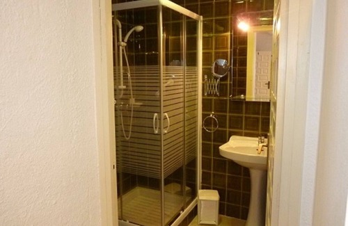 El Mas Fumats Apartment | STUDIO F IN QUIET RESIDENCE