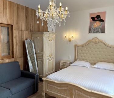 Centre Historique House | Studio familial Maison de L'église du Couvent