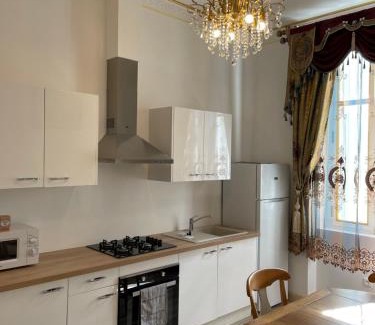 Centre Historique House | Studio familial Maison de L'église du Couvent