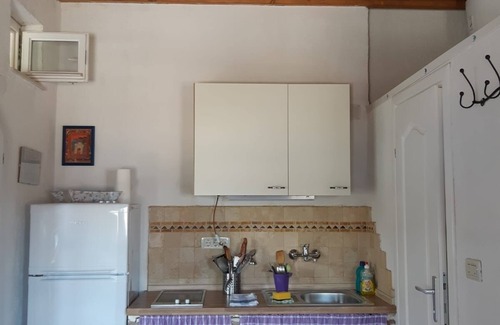 Valun Apartment | Studio flat near beach Valun, Cres (AS-20860-a)