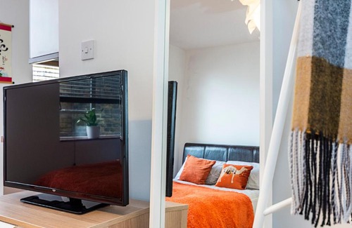 Warwick Apartment | Studio Flat near Victoria Station