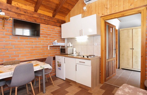Grabovac Apartment | Studio flat with terrace Grabovac, Plitvice (AS-17532-a)