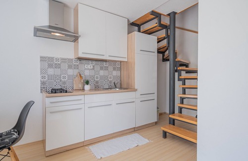 Lipovaca Dreznicka Apartment | Studio flat with terrace Lipovača, Plitvice (AS-19450-a)