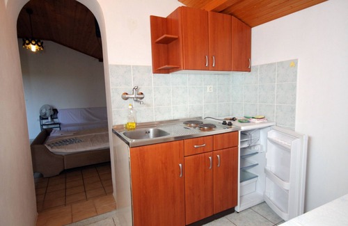 Suha Punta Apartment | Studio flat with terrace and sea view Suha Punta, Rab (AS-5050-c)