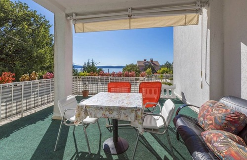 Selce Apartment | Studio flat with terrace and sea view Selce, Crikvenica (AS-2356-a)