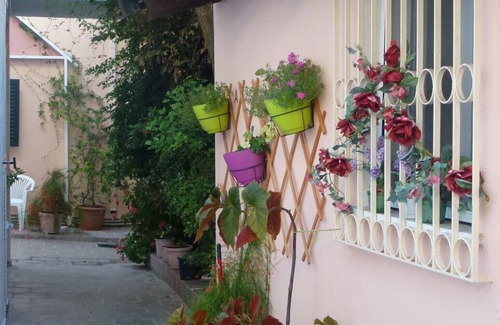 Benitses Apartment | Studio "Galini Studios 2" Near the Beach with Wi-Fi, A/C & Balcony