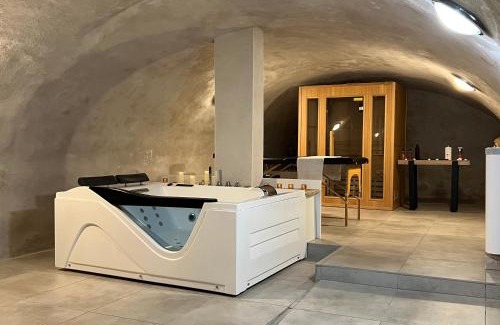 Dallet Apartment | Studio Glamour avec espace balnéo privé