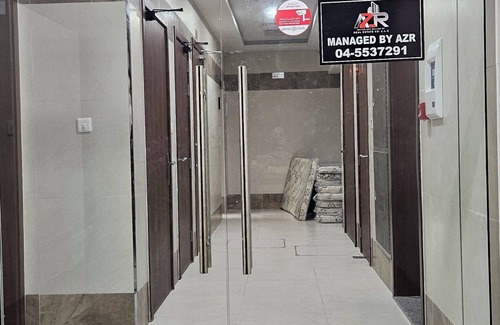 Bur Dubai Apartment | Studio hostel with all amenities in Dubai prime location. 250m to metro station.