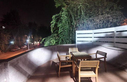 Al-Basatin Apartment | Studio in a classy and quiet location with private entrance