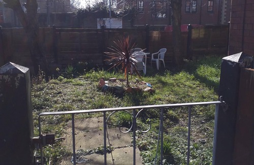 Headingley Apartment | Studio in Leeds - Sleeps 2