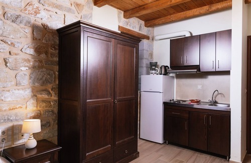 Lentas Apartment | Studio in picturesque landscape