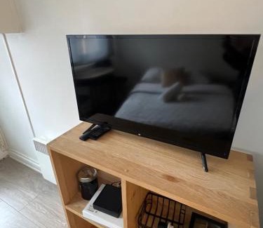 Gentilly Apartment | Studio k Maisons des Examens, ligne 14, Paris