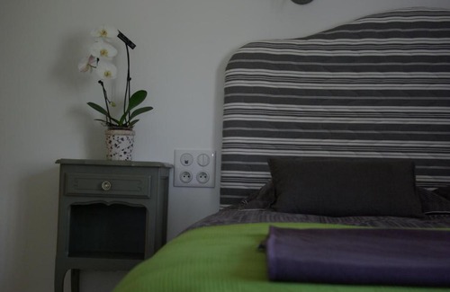 Mallemort Apartment | Studio Lavender