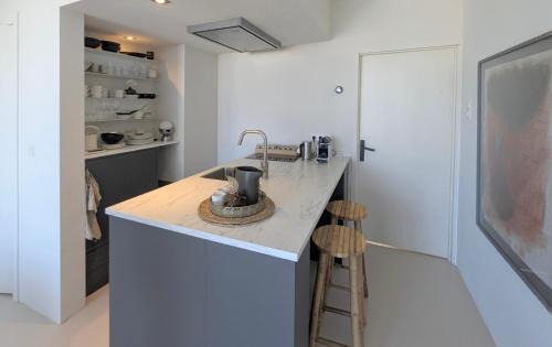 Bergen aan Zee Apartment | Studio Lumare-Inn
