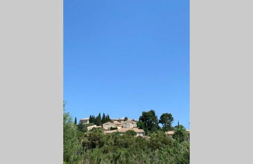 Cairanne Apartment | Studio lumineux à proximité de domaines viticoles