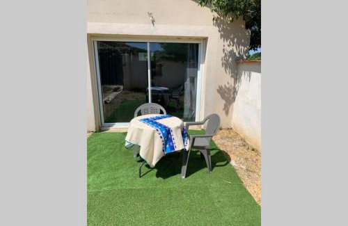 Cairanne Apartment | Studio lumineux à proximité de domaines viticoles