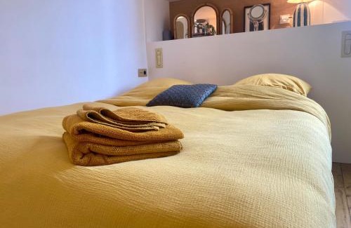 Porte de Clichy Apartment | studio lumineux - Jonquière