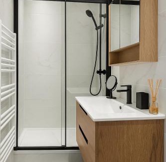 Roucas-Blanc Apartment | Studio Marseille Corniche - Vue Basilique et Plages à Pied